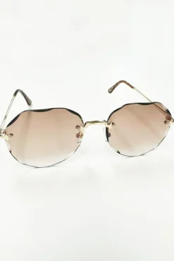 Beveled Edge Round Sunglasses