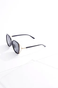 Black Square Sunglasses