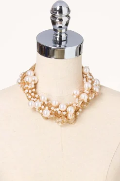 Clustered Pearl Short Necklace