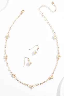 Dainty Pearl Flower Necklace Set
