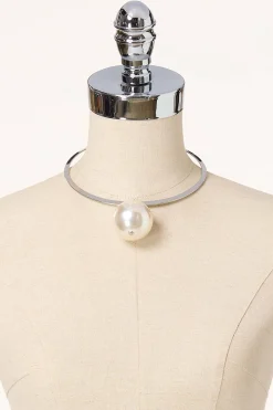Large Pearl Wire Necklace Set