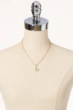 Pearl Flower Pendant Necklace Set