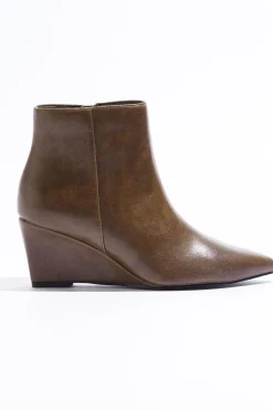 Pointed Toe Wedge Booties