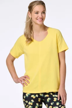 Solid Seamed Athleisure Top