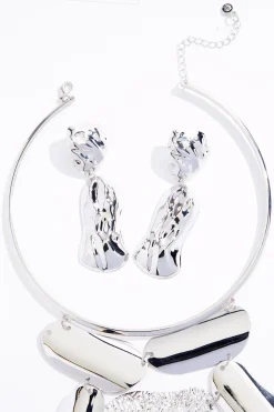 Statement Textured Wire Necklace Set