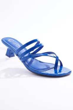 Strappy Toe Loop Low Heel Sandals