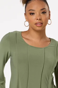Stretchy Seamed Front Top